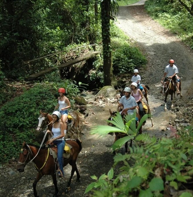 horseback riding costa rica