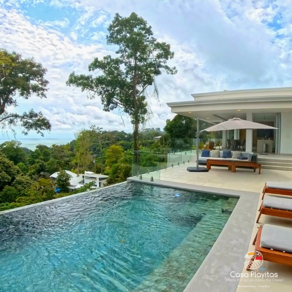 private villa with infiniti pool costa rica